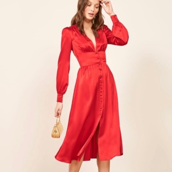 REFORMATION 🍒🍒 Nicola dress in cherry red - Picture 3 of 16